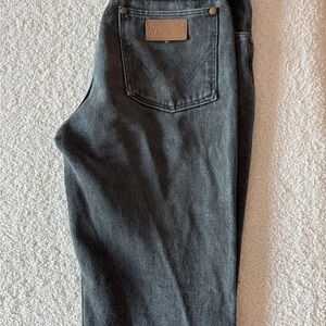 Wrangler Women’s Dark Gray Jeans